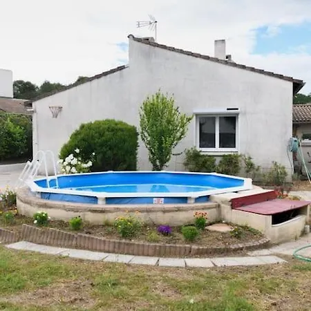 Vacances Entre Mer Et Montagne Ales Exterior photo